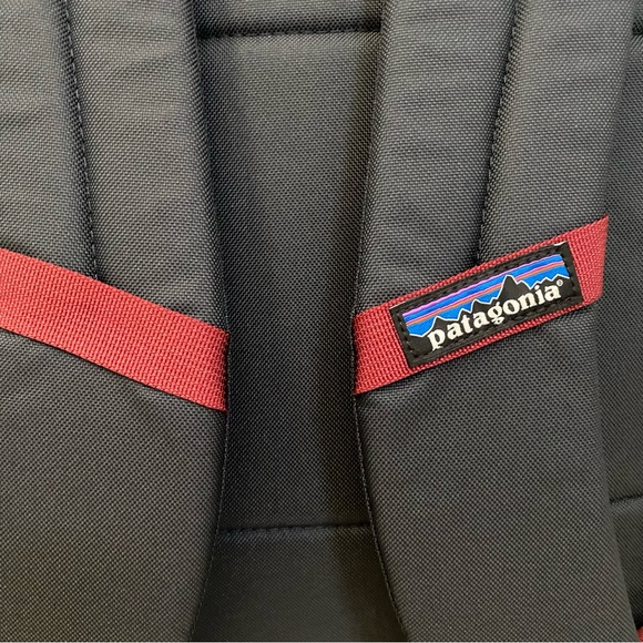 New with Tag Patagonia multicolored color block lightweight backpack size - Picture 6 of 10